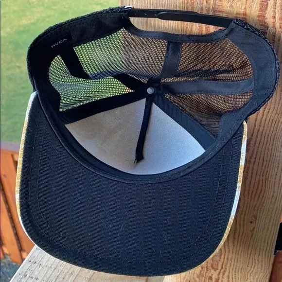 RVCA | Tropical Print  Hat - Picture 2 of 4